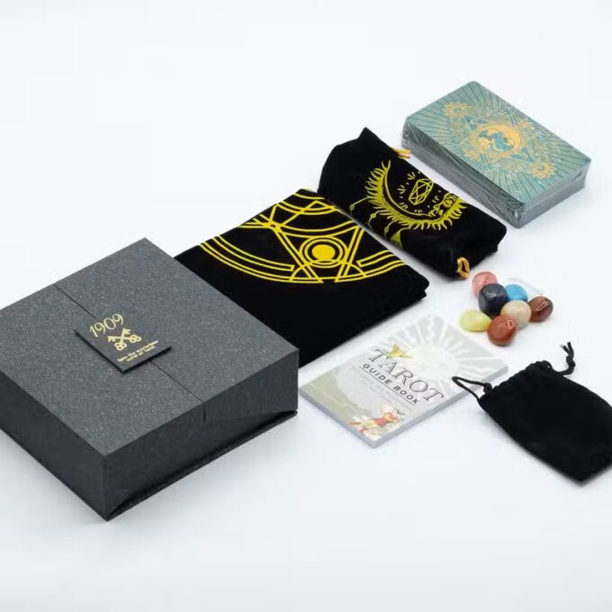 Baralho de Tarot Premium — 78 Cartas com Detalhes em Ouro e Turquesa